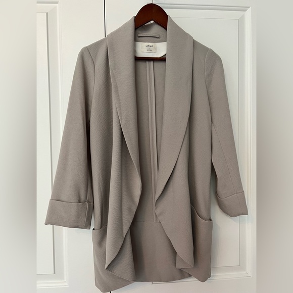 Aritzia Chevalier Blazer (light grey) - Picture 4 of 6